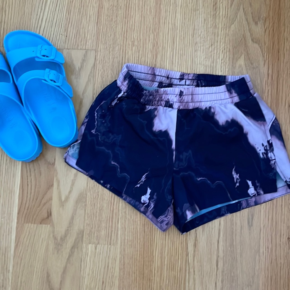 Old Navy Active Girls Shorts - Size 8